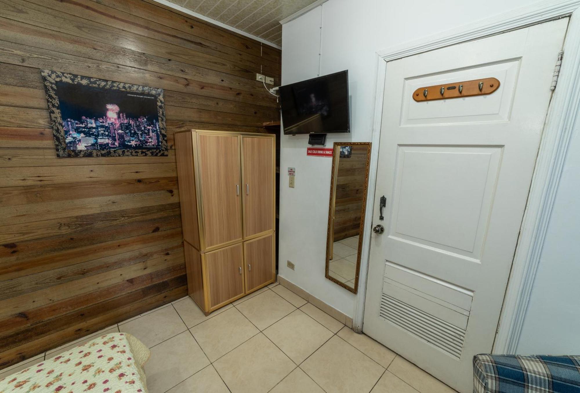 Hostal Amador Familiar Panama City Room photo